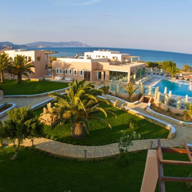 Hotel IRINI ***